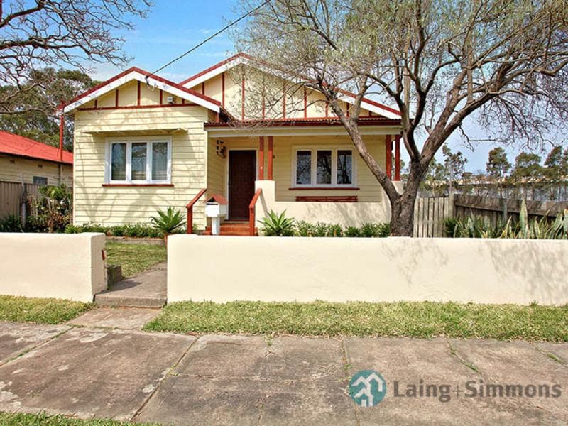 8 A'beckett Street, Granville, Granville - Image 1