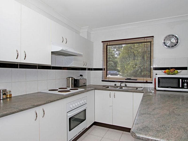 3/494-496 President Avenue, Kirrawee, Kirrawee - Thumbnail 4