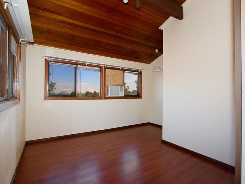 71 Sporing Avenue, Kings Langley, Kings Langley - Thumbnail 5