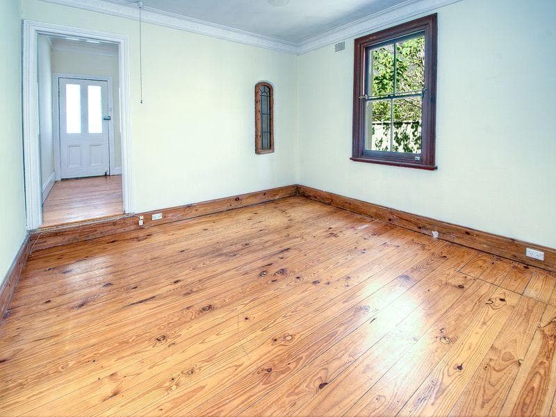 8/113-117																										Duncan Street
														
								Maroubra, NSW 2035, Forest Lodge - Thumbnail 4