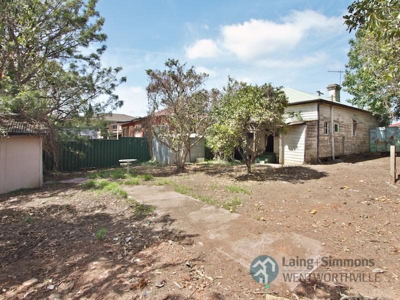 19/12-14																										Clubb Crescent
														
								Miranda, NSW 2228, Merrylands - Thumbnail 3