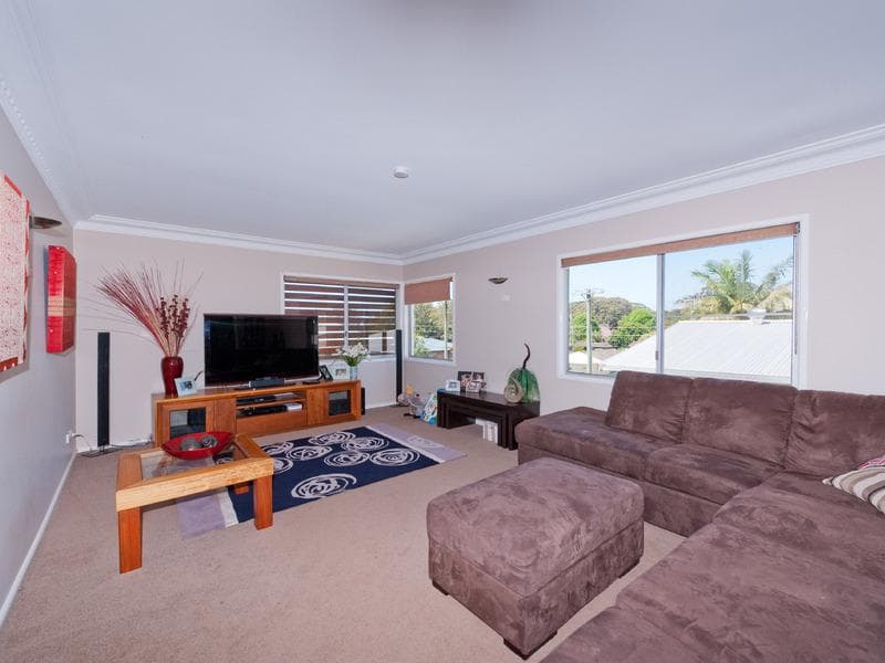 10 Catherine Street, Port Macquarie, Port Macquarie - Thumbnail 3