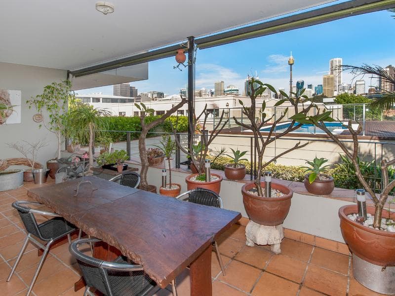 52/67 Cowper Wharf Road, Woolloomooloo, Woolloomooloo - Image 1
