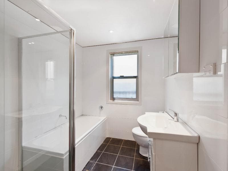7/31-33																										Fourth Ave
														
								Campsie, NSW 2194, Kogarah - Thumbnail 5