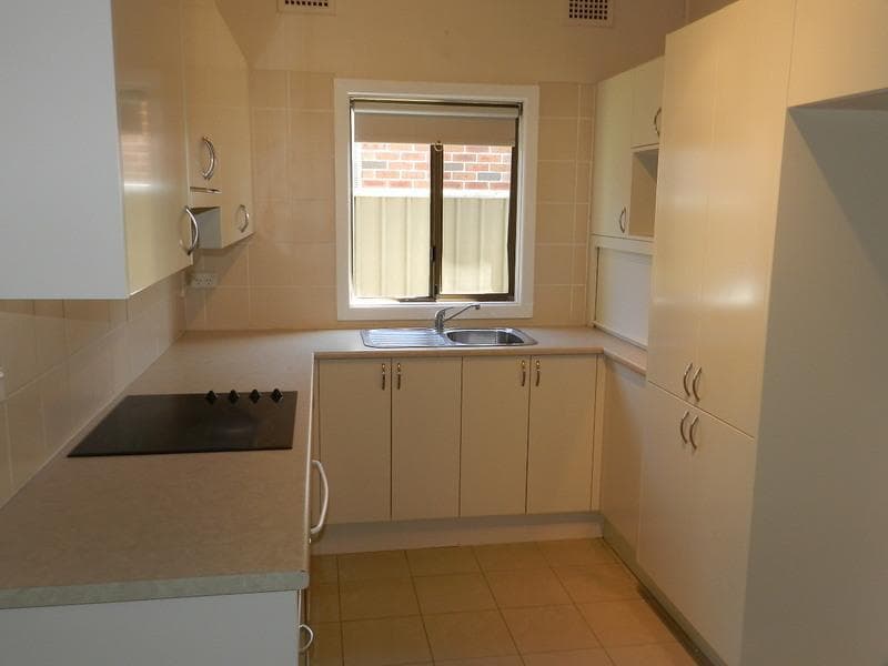 7/13																										Lincoln Road
														
								Port Macquarie, NSW 2444, Mount Druitt - Thumbnail 2
