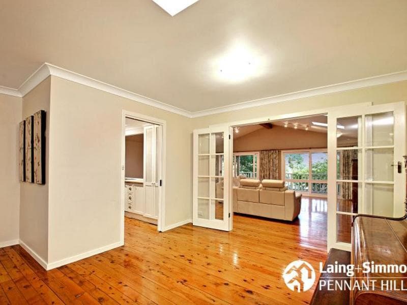 42 Graylind Avenue, West Pennant Hills, West Pennant Hills - Thumbnail 3