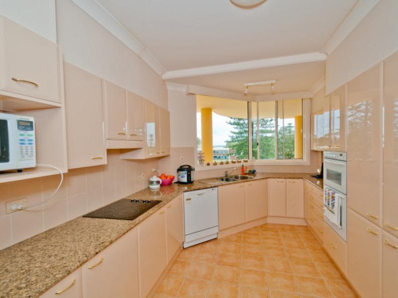 4/30 Burrawan Street, Port Macquarie, Port Macquarie - Thumbnail 3