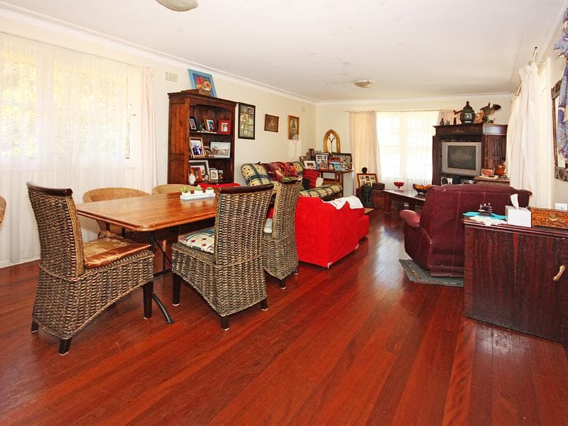 7/13																										Lincoln Road
														
								Port Macquarie, NSW 2444, Port Macquarie - Thumbnail 4