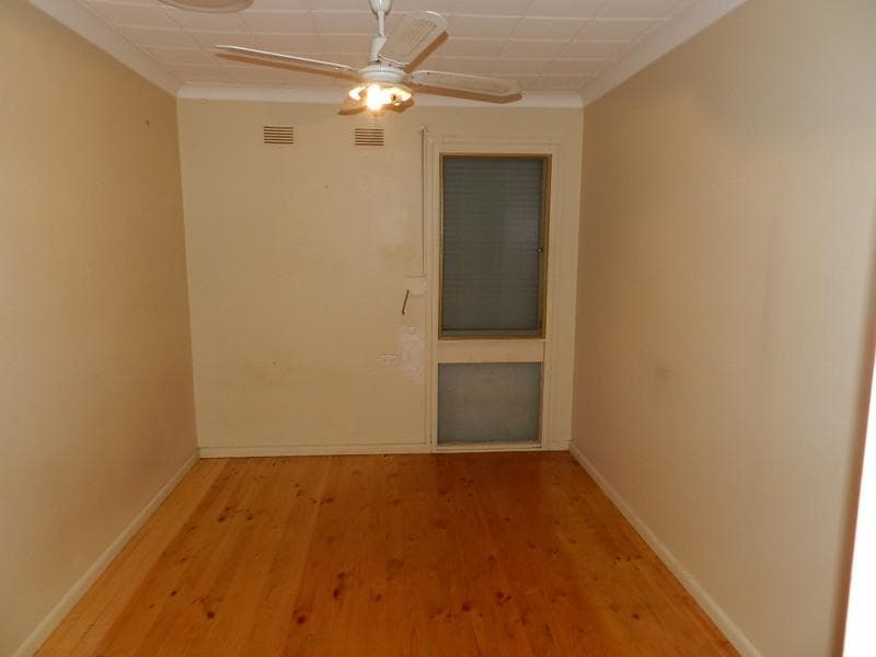 49/19-23																										Forbes Street
														
								Woolloomooloo, NSW 2011, Willmot - Thumbnail 7