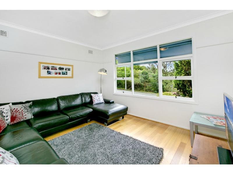 19 Anana Road, Elanora Heights, Elanora Heights - Thumbnail 4