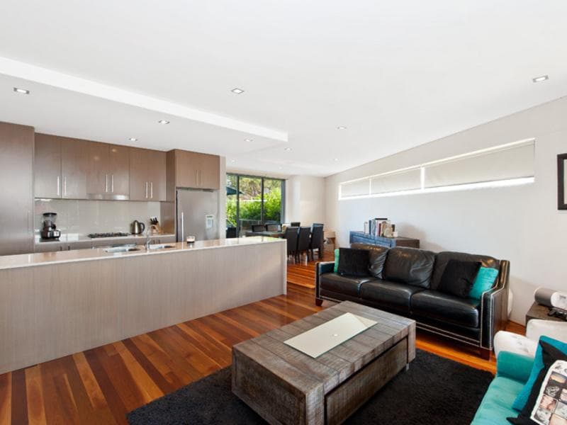 1/20-28 Tennyson Road, Mortlake, Mortlake - Thumbnail 2