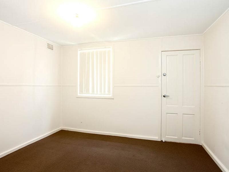 49/19-23																										Forbes Street
														
								Woolloomooloo, NSW 2011, Old Guildford - Thumbnail 8