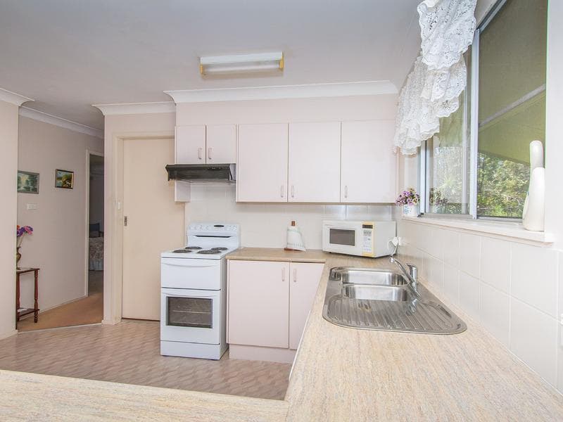 7/31-33																										Fourth Ave
														
								Campsie, NSW 2194, Port Macquarie - Thumbnail 4