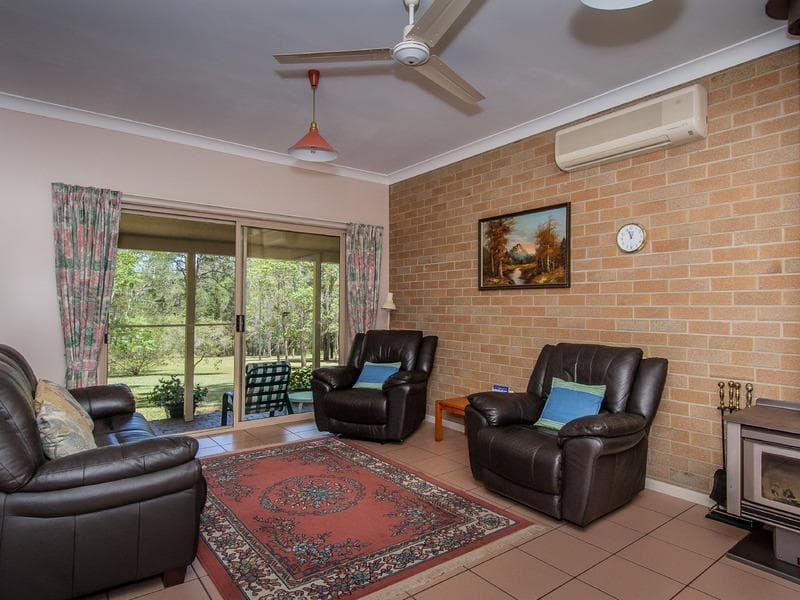 7/31-33																										Fourth Ave
														
								Campsie, NSW 2194, Port Macquarie - Thumbnail 5
