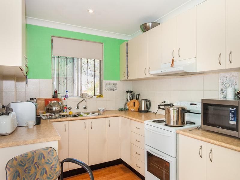 7/13																										Lincoln Road
														
								Port Macquarie, NSW 2444, Forest Lodge - Thumbnail 6
