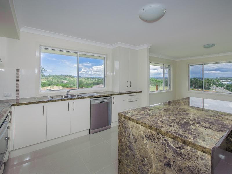 21 Banksia Avenue, Port Macquarie, Port Macquarie - Thumbnail 2