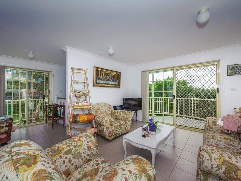 12 Parklands Ave, Port Macquarie, Port Macquarie - Thumbnail 3
