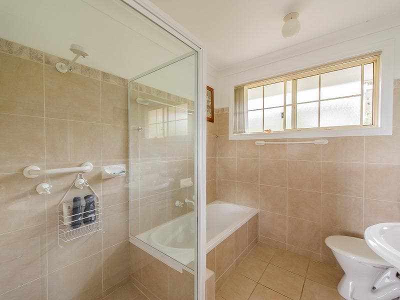12 Parklands Ave, Port Macquarie, Port Macquarie - Thumbnail 6