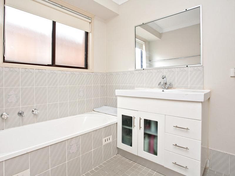 2/43 - 49																										Memorial Avenue
														
								Merrylands, NSW 2160, Oakhurst - Thumbnail 4