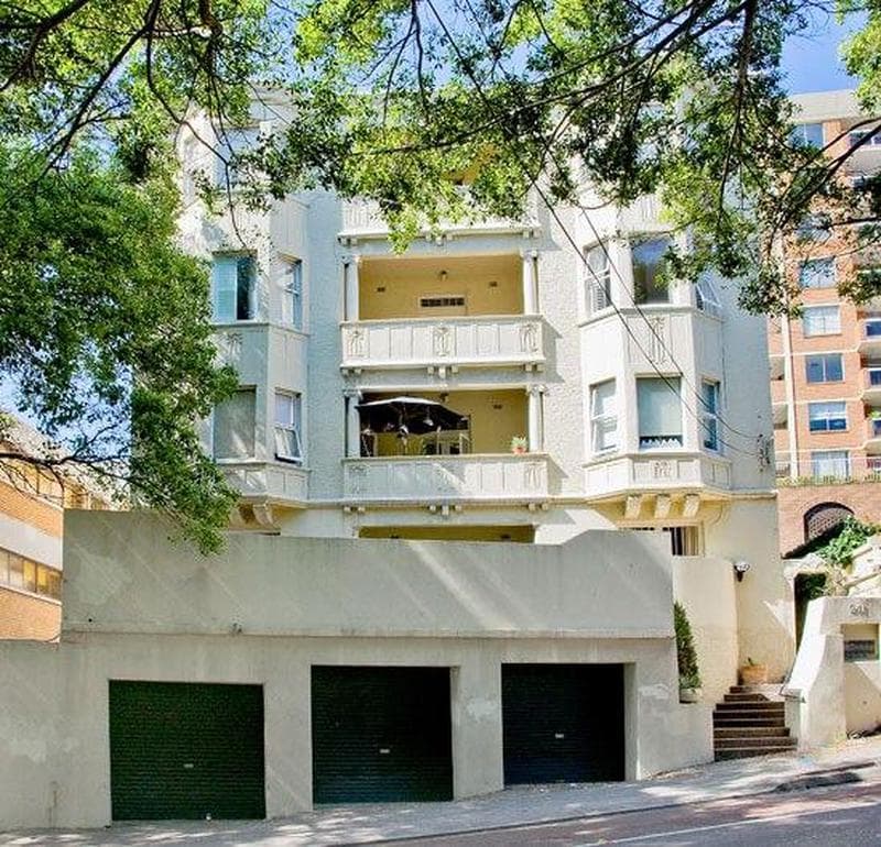 2/241 Old South Head Road, Bondi, Bondi - Image 1