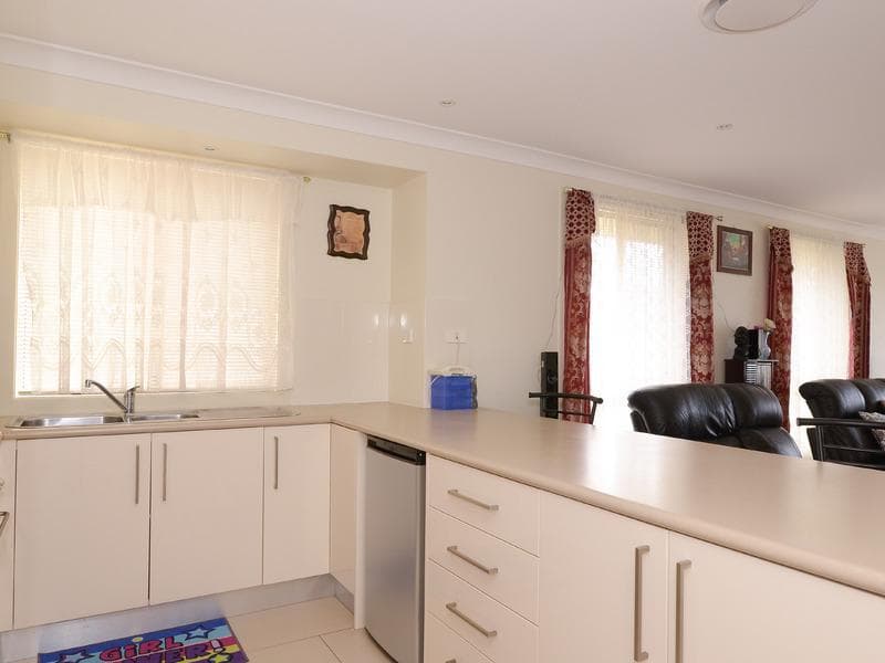 3/13																										Manning Road
														
								Double Bay, NSW 2028, Port Macquarie - Thumbnail 6