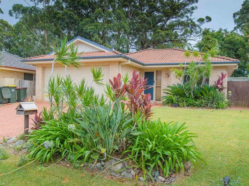18 Deakin Close, Port Macquarie, Port Macquarie - Image 1