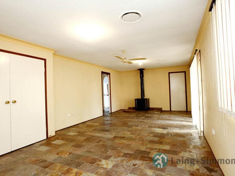 19 Sulman Place, Doonside, Doonside - Thumbnail 3