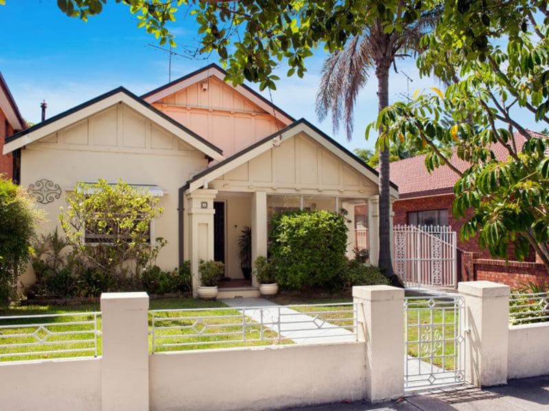 37 Leonard Avenue, Kingsford, Kingsford - Image 1