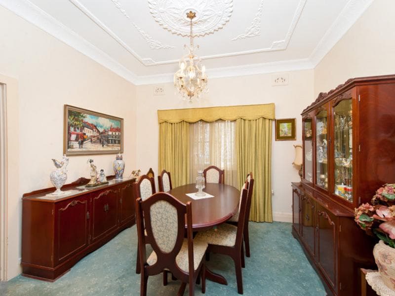37 Leonard Avenue, Kingsford, Kingsford - Thumbnail 2