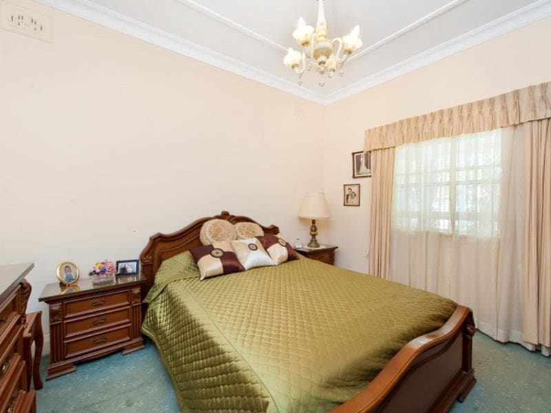 37 Leonard Avenue, Kingsford, Kingsford - Thumbnail 7