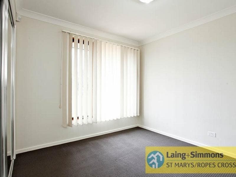 7/31-33																										Fourth Ave
														
								Campsie, NSW 2194, Ropes Crossing - Thumbnail 6