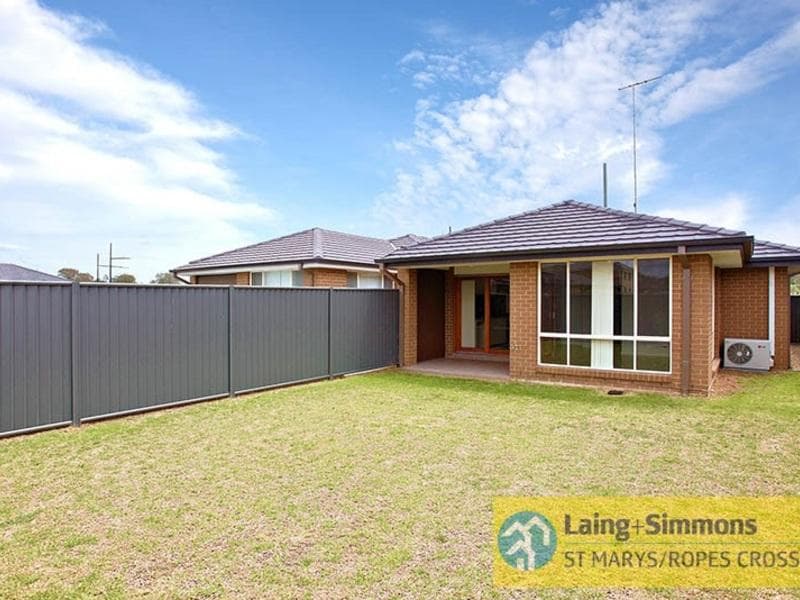 7/31-33																										Fourth Ave
														
								Campsie, NSW 2194, Ropes Crossing - Thumbnail 8