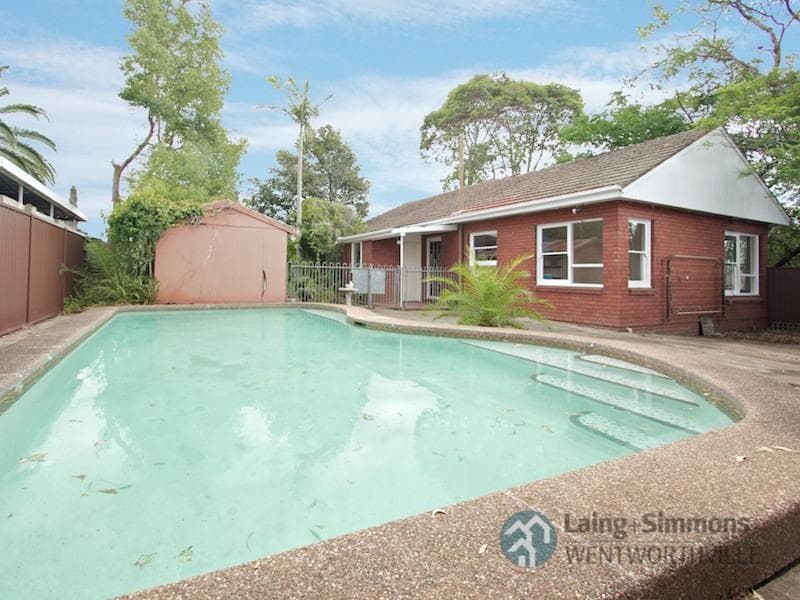 2/43 - 49																										Memorial Avenue
														
								Merrylands, NSW 2160, Toongabbie - Thumbnail 2