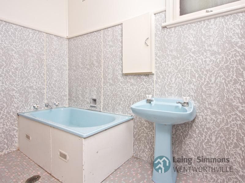 2/43 - 49																										Memorial Avenue
														
								Merrylands, NSW 2160, Toongabbie - Thumbnail 8