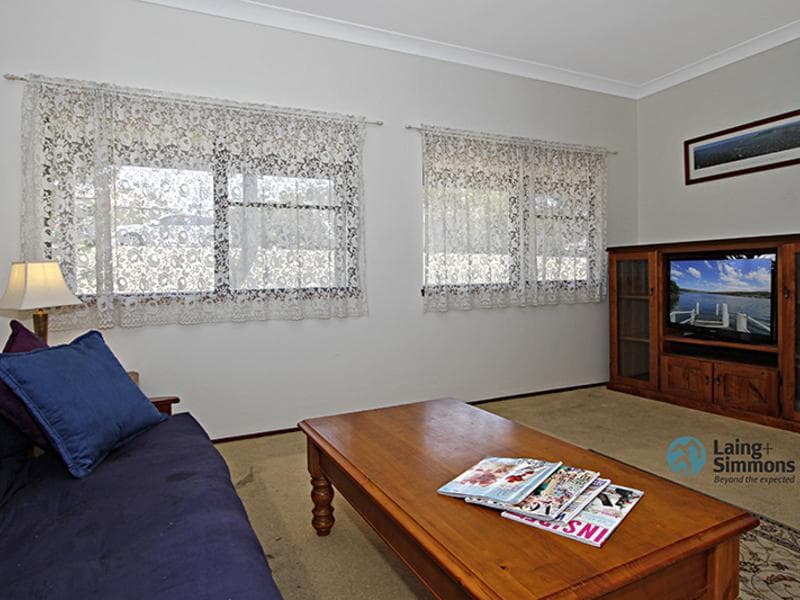 1/5																										Geary Street
														
								Port Macquarie, NSW 2444, Yowie Bay - Thumbnail 3