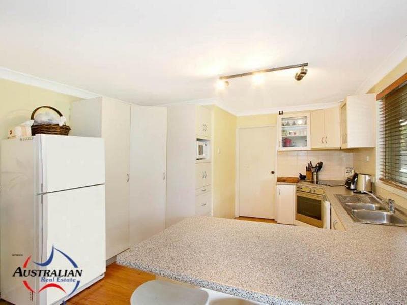 7/31-33																										Fourth Ave
														
								Campsie, NSW 2194, Kings Langley - Thumbnail 3