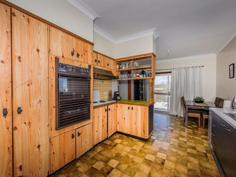 19 Gore Street, Port Macquarie, Port Macquarie - Thumbnail 4