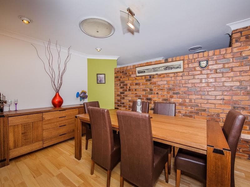 7/31-33																										Fourth Ave
														
								Campsie, NSW 2194, Port Macquarie - Thumbnail 3