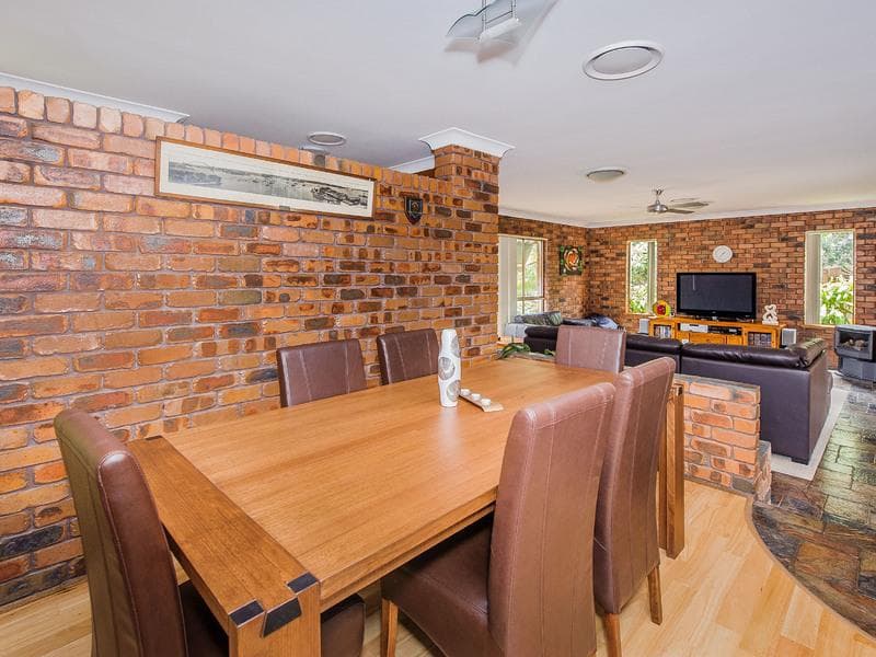 7/31-33																										Fourth Ave
														
								Campsie, NSW 2194, Port Macquarie - Thumbnail 4