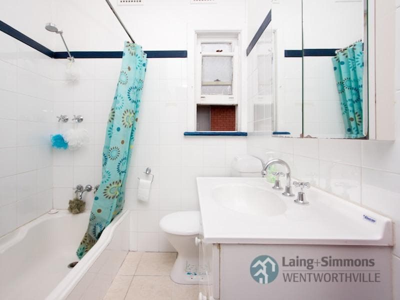 2/43 - 49																										Memorial Avenue
														
								Merrylands, NSW 2160, Greystanes - Thumbnail 5