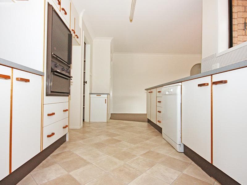 2/1																										Nilson Avenue
														
								Hillsdale, NSW 2036, Port Macquarie - Thumbnail 3