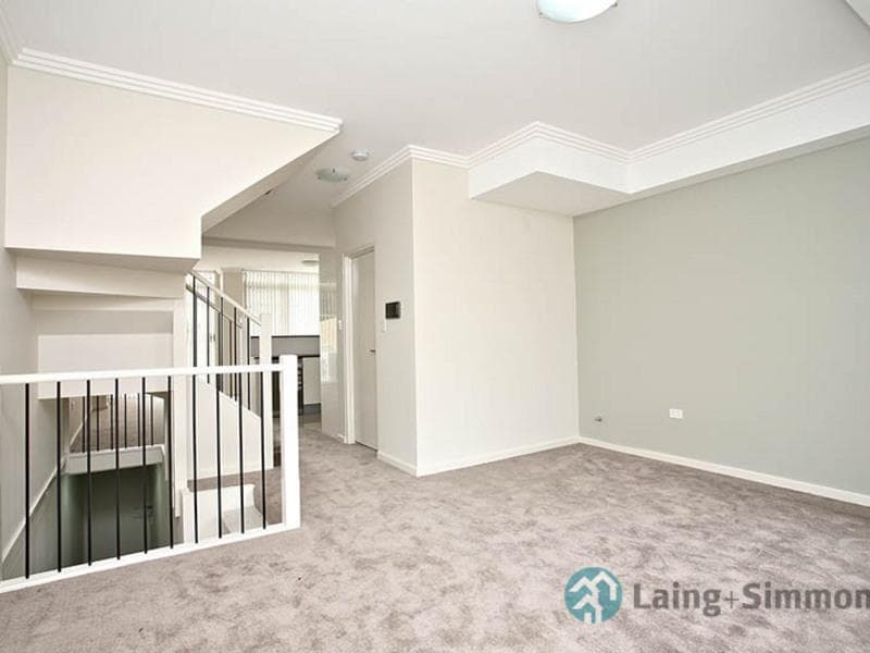 1/25-27 Henry Street, Guildford, Guildford - Thumbnail 4