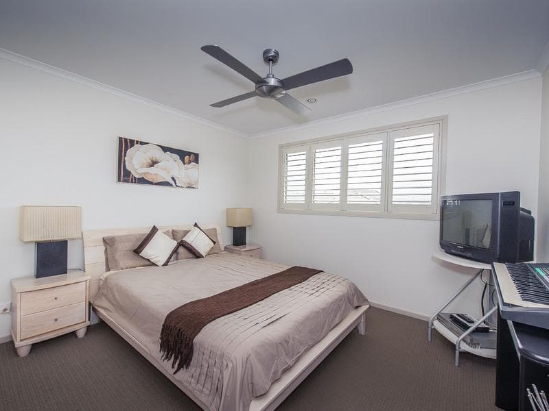6/83																										Old South Head Road
														
								Bondi Junction, NSW 2022, Port Macquarie - Thumbnail 8
