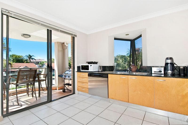 6/80 Beach Road, Bondi Beach, Bondi Beach - Thumbnail 3