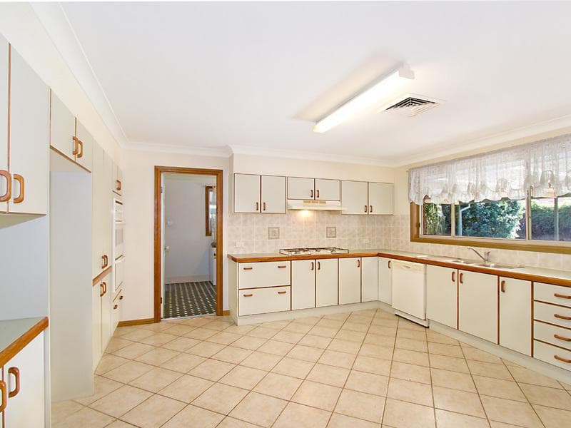 23 Chateau Tce, Quakers Hill, Quakers Hill - Thumbnail 5
