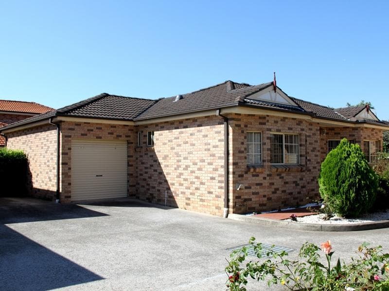 8/46 Old Kent Rd, Greenacre, Greenacre - Image 1