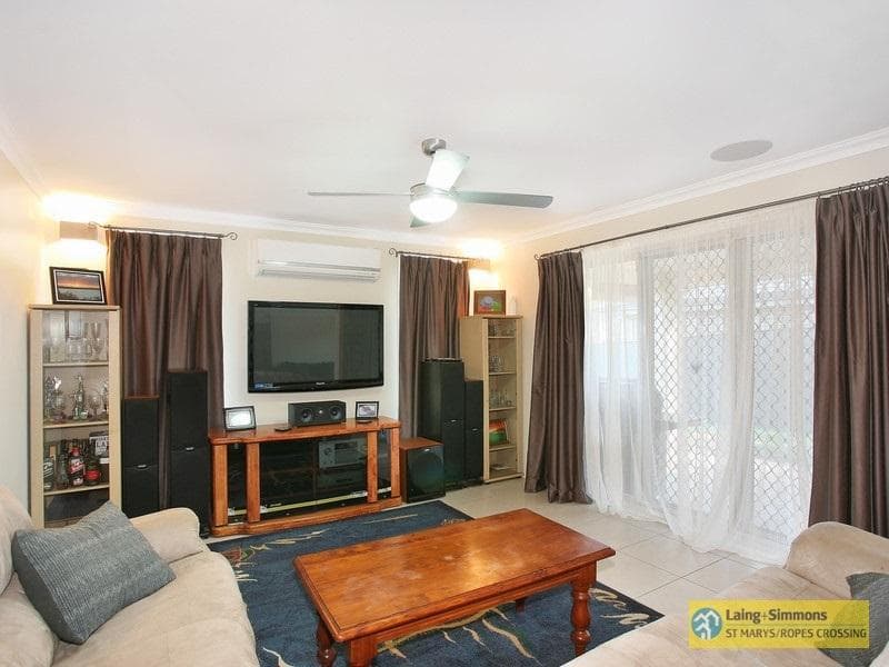 31 Bluebell Crescent, Ropes Crossing, Ropes Crossing - Thumbnail 6