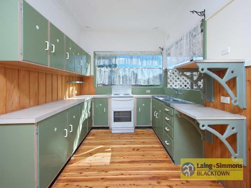 4 Barnet Place, Huntington Heights, Huntington Heights - Thumbnail 3