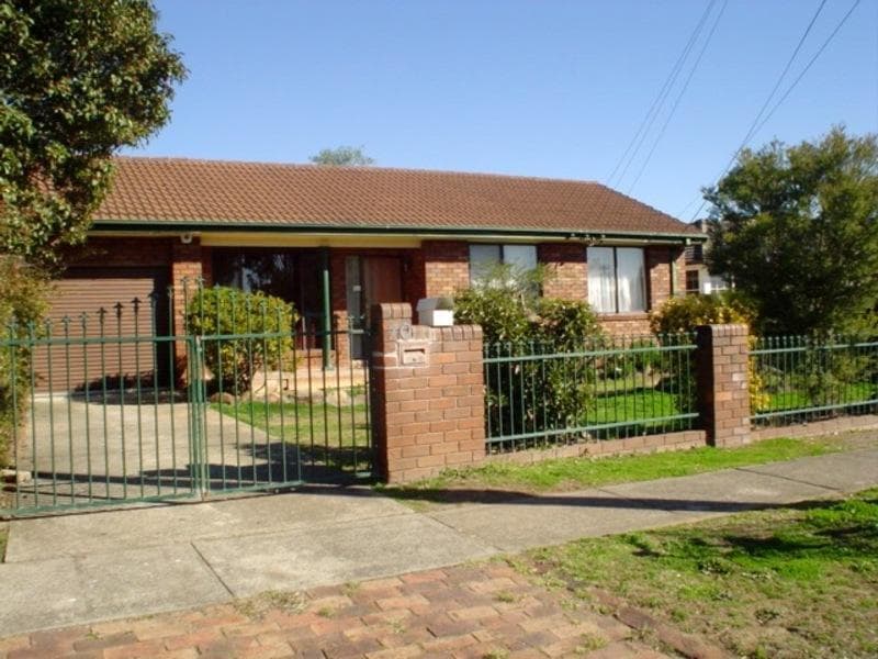 70 & 70b Earle Street, Doonside, Doonside - Image 1