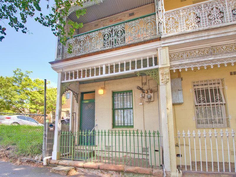 1/5																										Geary Street
														
								Port Macquarie, NSW 2444, Glebe - Image 1